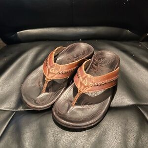 OluKai Mea Ola Men's Leather Beach Sandals